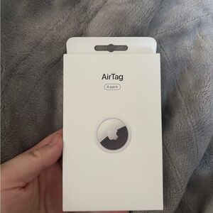 Apple AirTag 4-Pack in White